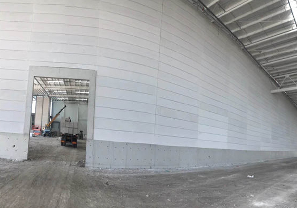 新型隔墻板的平整度應該如何提高？